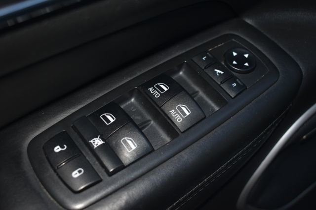 Used 2018 Jeep Grand Cherokee Summit image 21