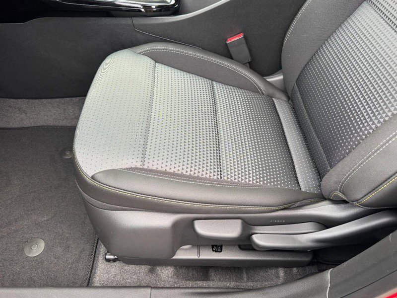 New 2026 Chevrolet Trax LT w/ Driver Confidence Package image 9