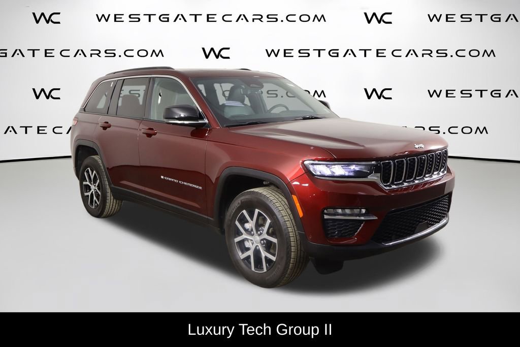 Used 2024 Jeep Grand Cherokee Limited w/ Luxury Tech Group II image 5