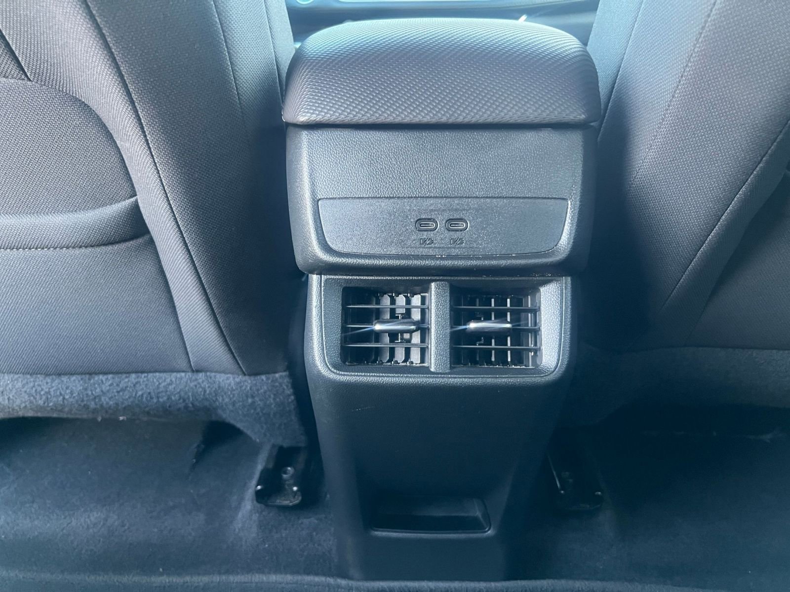 Used 2025 Chevrolet Equinox LT AWD/4WD image 24