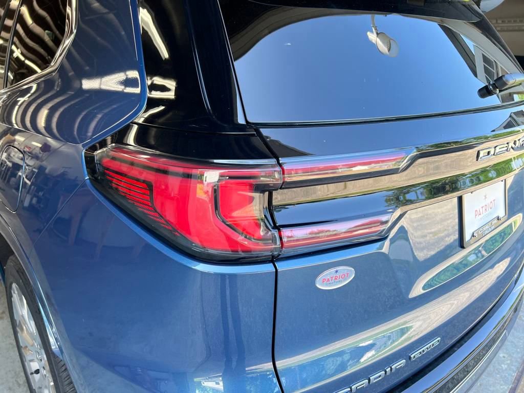 New 2025 GMC Acadia Denali w/ Super Cruise Package image 41