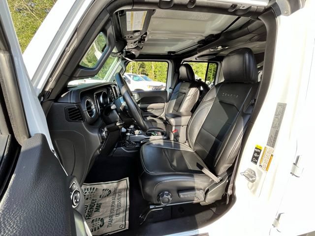 Used 2021 Jeep Wrangler Unlimited Sahara w/ Dual Top Group AWD/4WD image 15