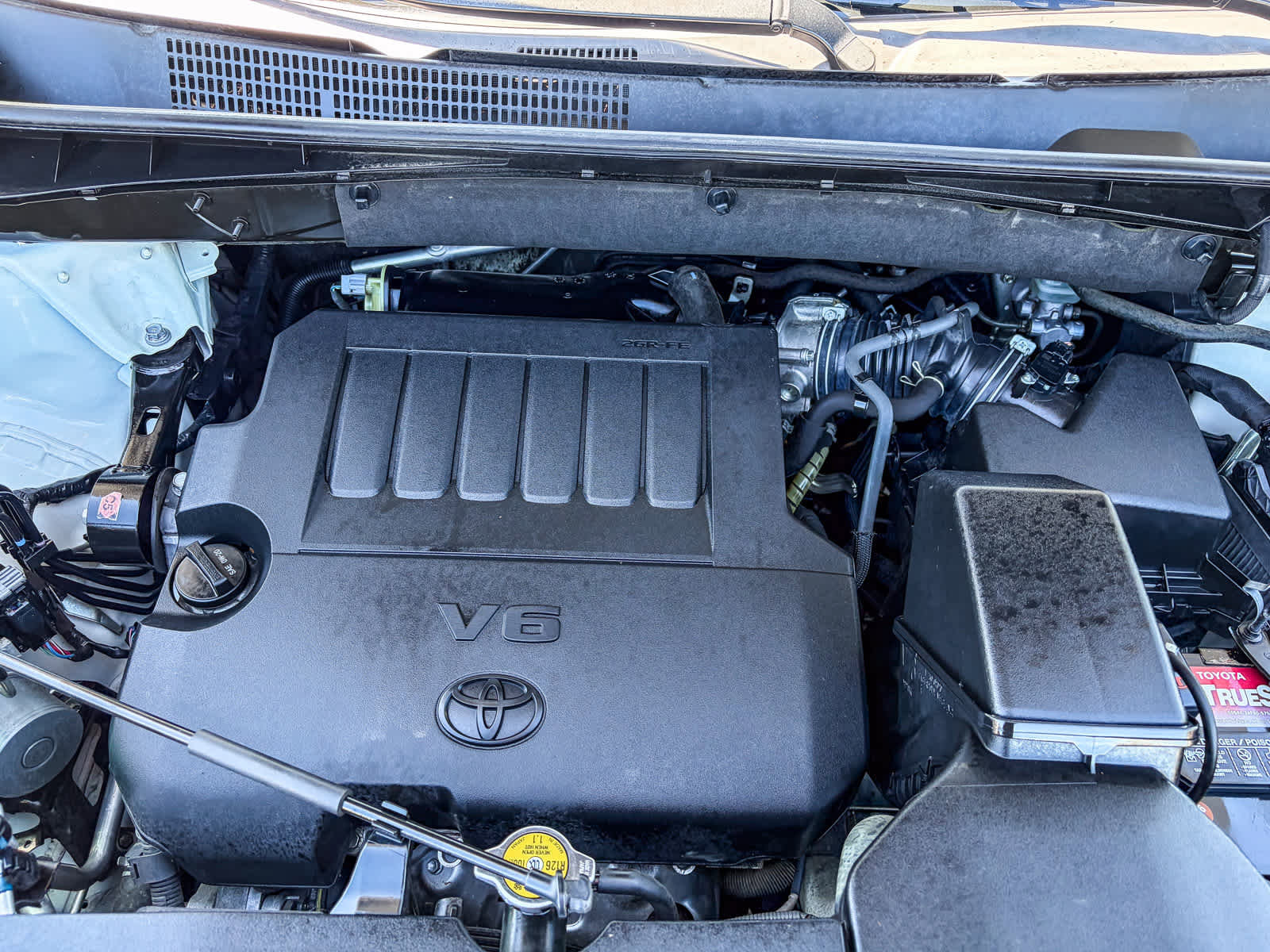 Used 2016 Toyota Highlander XLE image 26