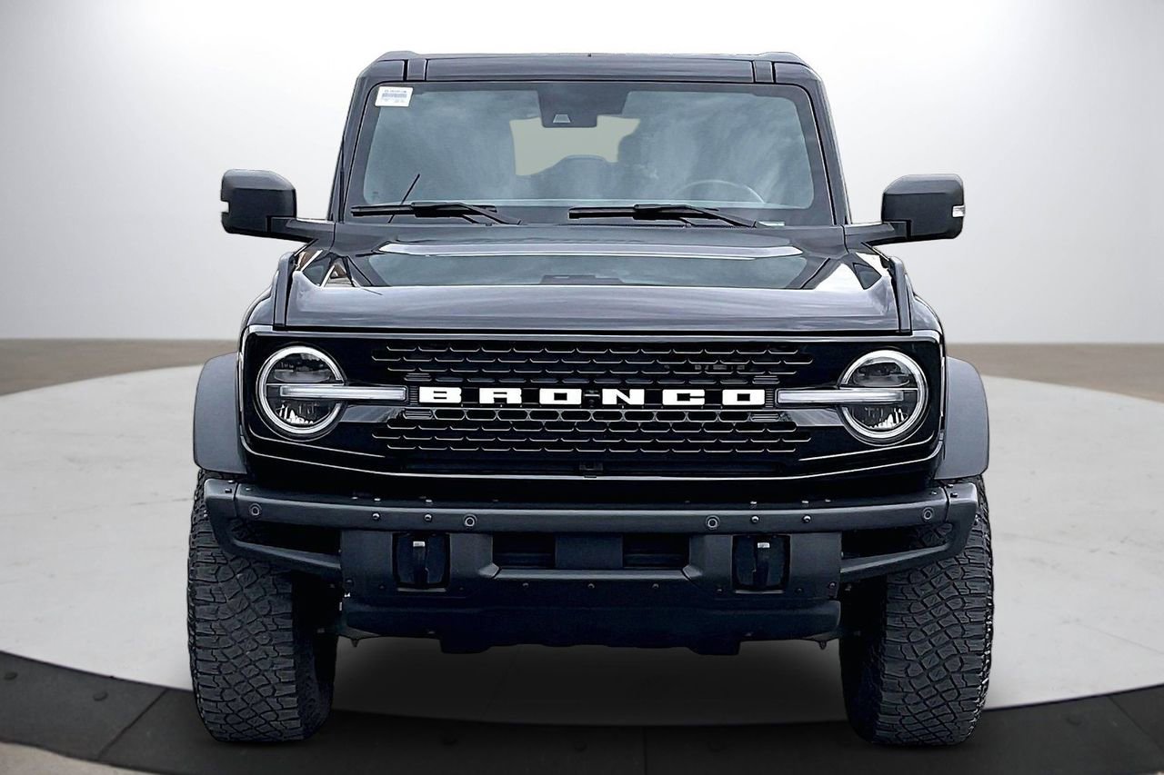 Used 2023 Ford Bronco Wildtrak image 3