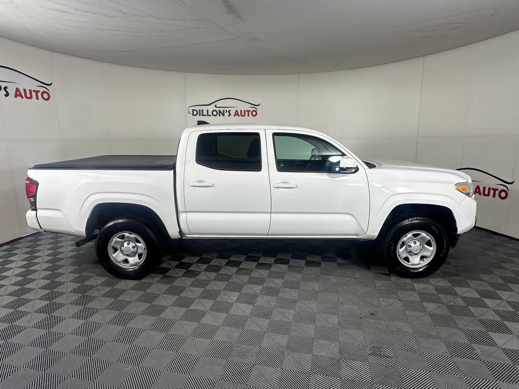 Used 2022 Toyota Tacoma SR AWD/4WD image 8