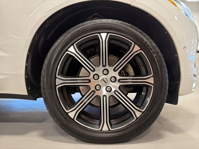 Used 2019 Volvo XC60 T5 Inscription w/ Protection Package image 36