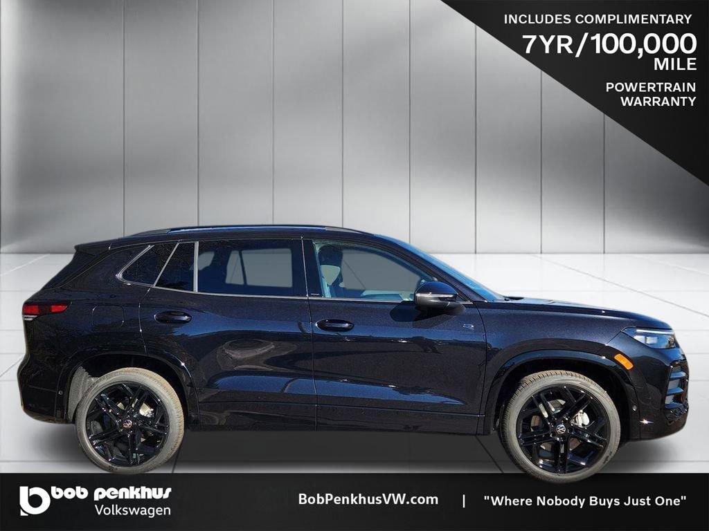 New 2026 Volkswagen Tiguan SE R-Line image 24