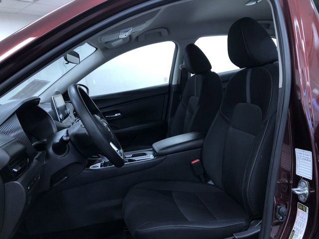Used 2025 Nissan Sentra SV FWD image 19