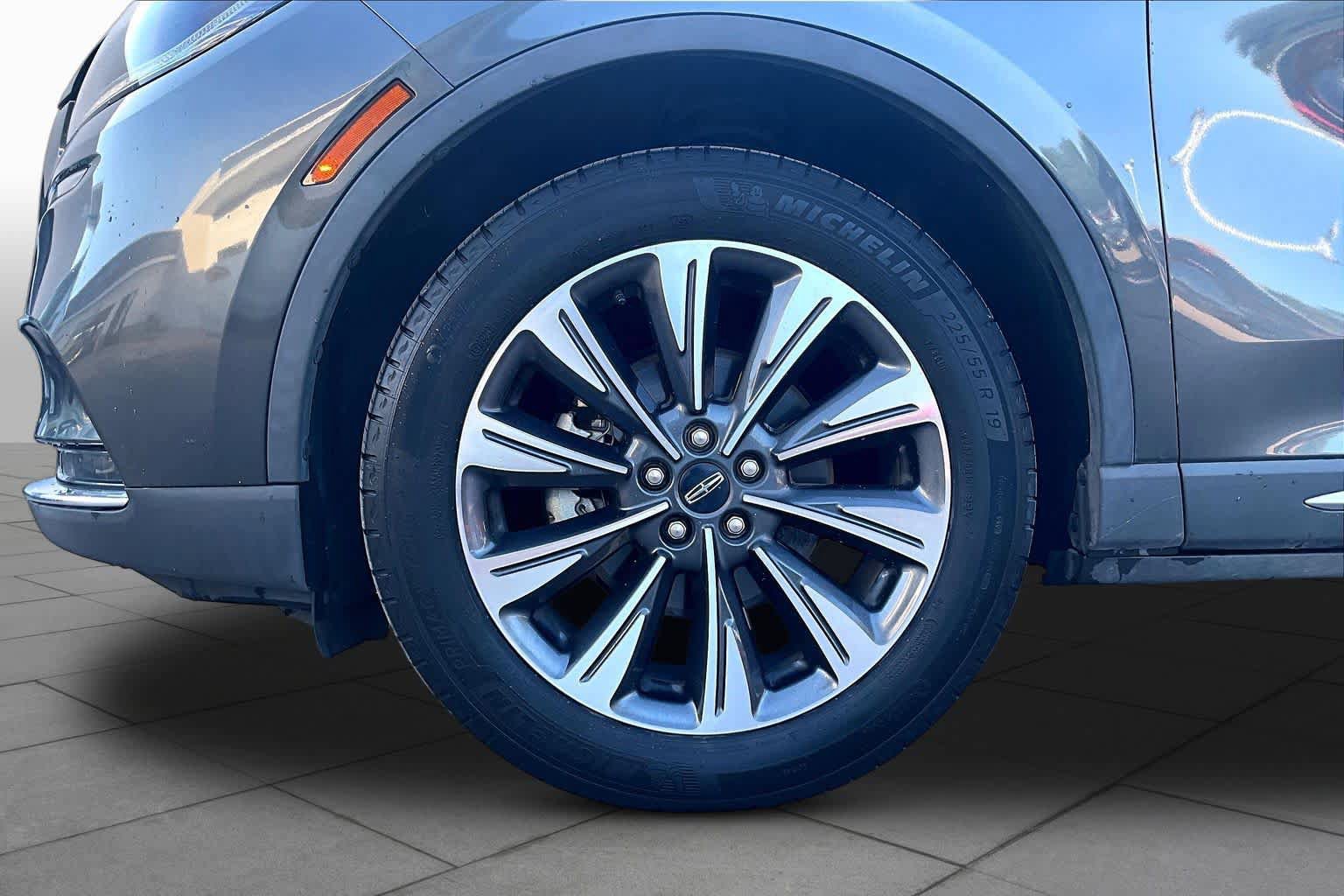Used 2020 Lincoln Corsair Reserve w/ Elements Package AWD/4WD image 10