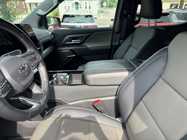 Used 2026 Chevrolet Silverado EV Trail Boss AWD/4WD image 22