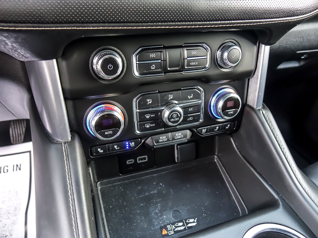 Used 2023 GMC Yukon SLT w/ SLT Luxury Package AWD/4WD image 26