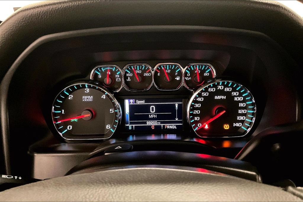 Used 2018 Chevrolet Silverado 1500 LT w/ All Star Edition AWD/4WD image 14