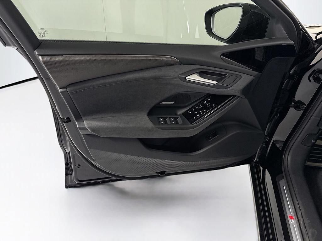 New 2027 Audi S6 e-tron Premium Plus AWD/4WD image 25