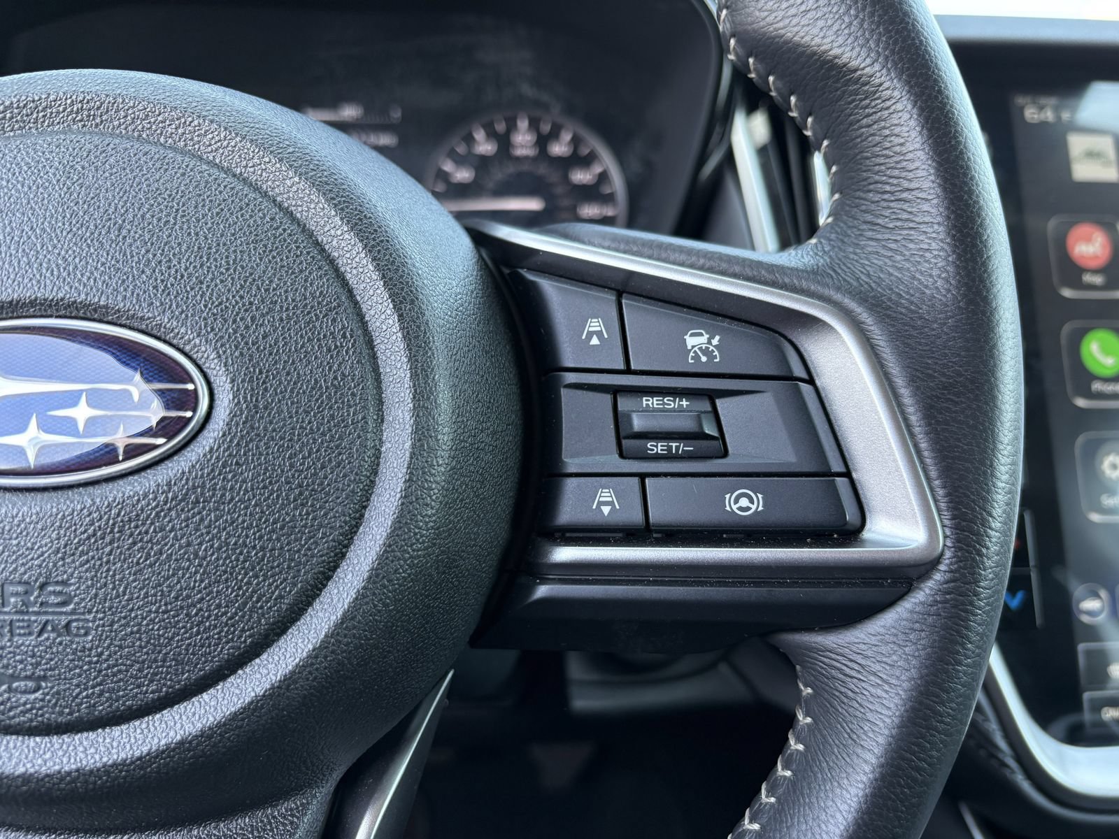 Used 2025 Subaru Outback Premium AWD/4WD image 16