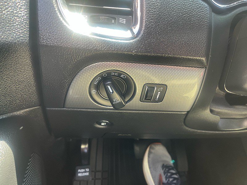 Used 2019 Dodge Durango GT AWD/4WD image 28