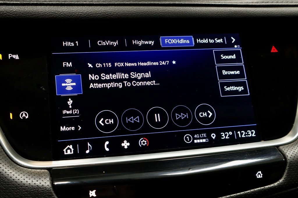 Used 2024 Cadillac XT5 Luxury w/ LPO, Floor Liner Package image 3