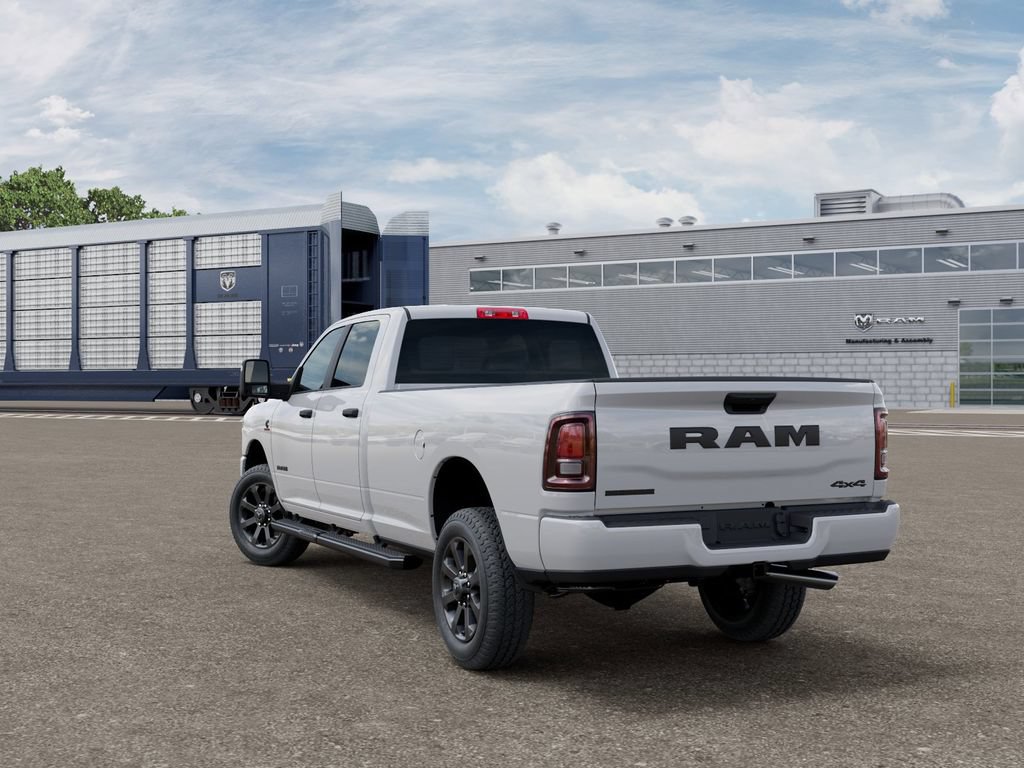 New 2026 RAM 3500 Big Horn AWD/4WD image 4