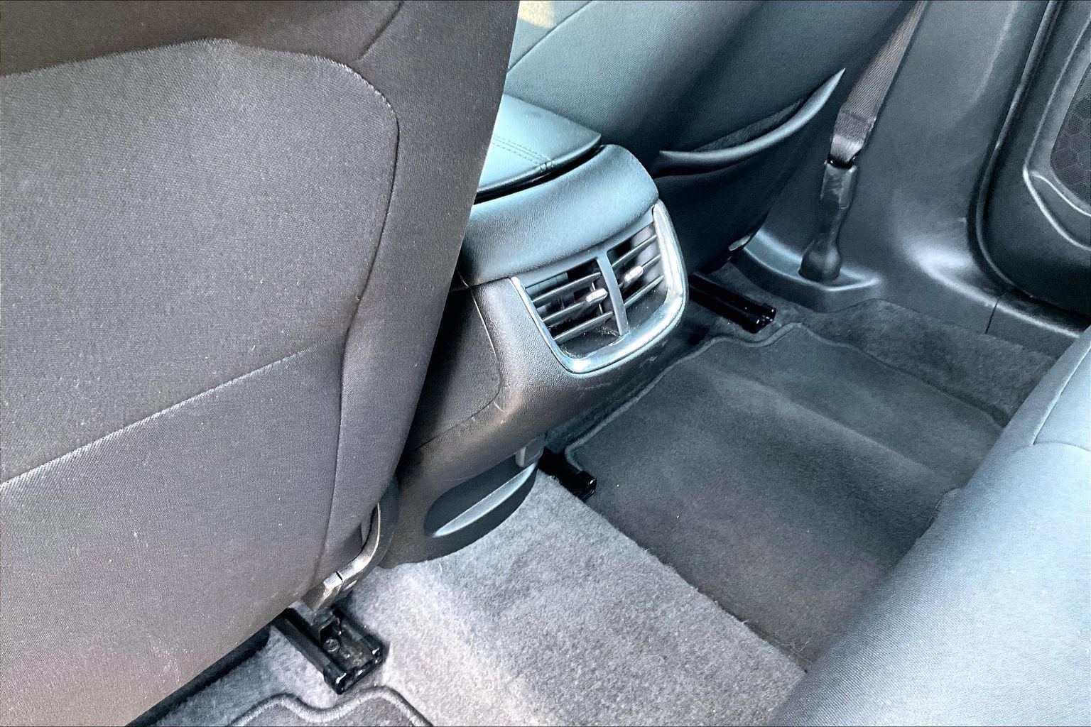 Used 2025 Chevrolet Malibu LT FWD image 10