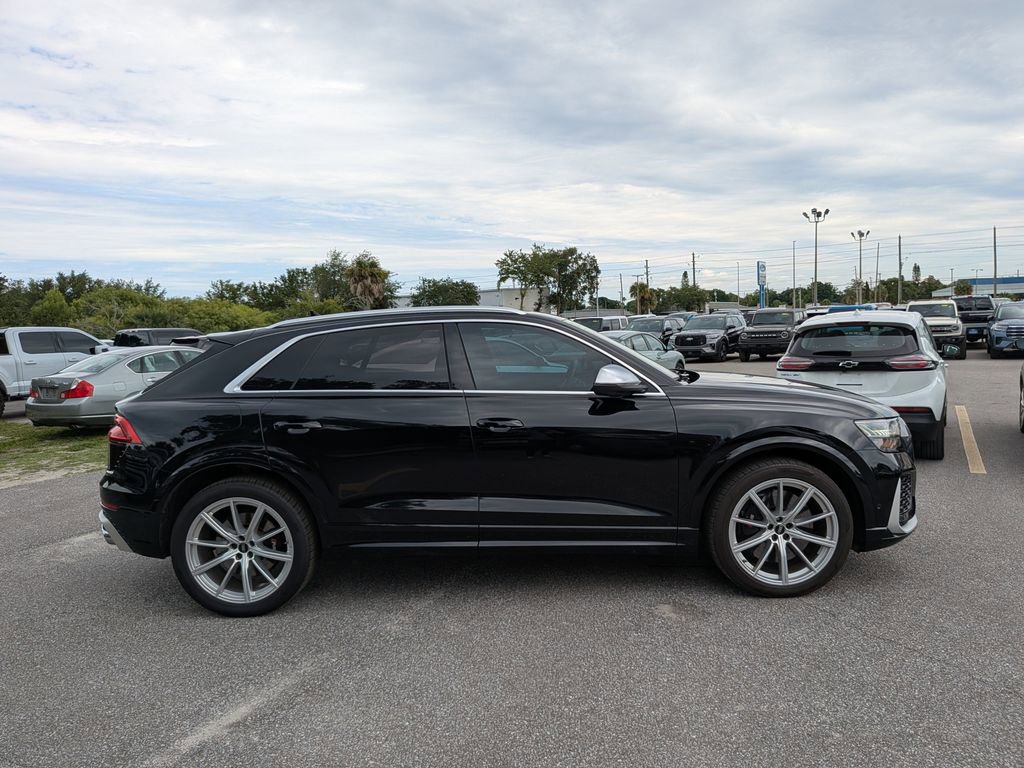 Used 2022 Audi RS Q8 AWD/4WD image 8