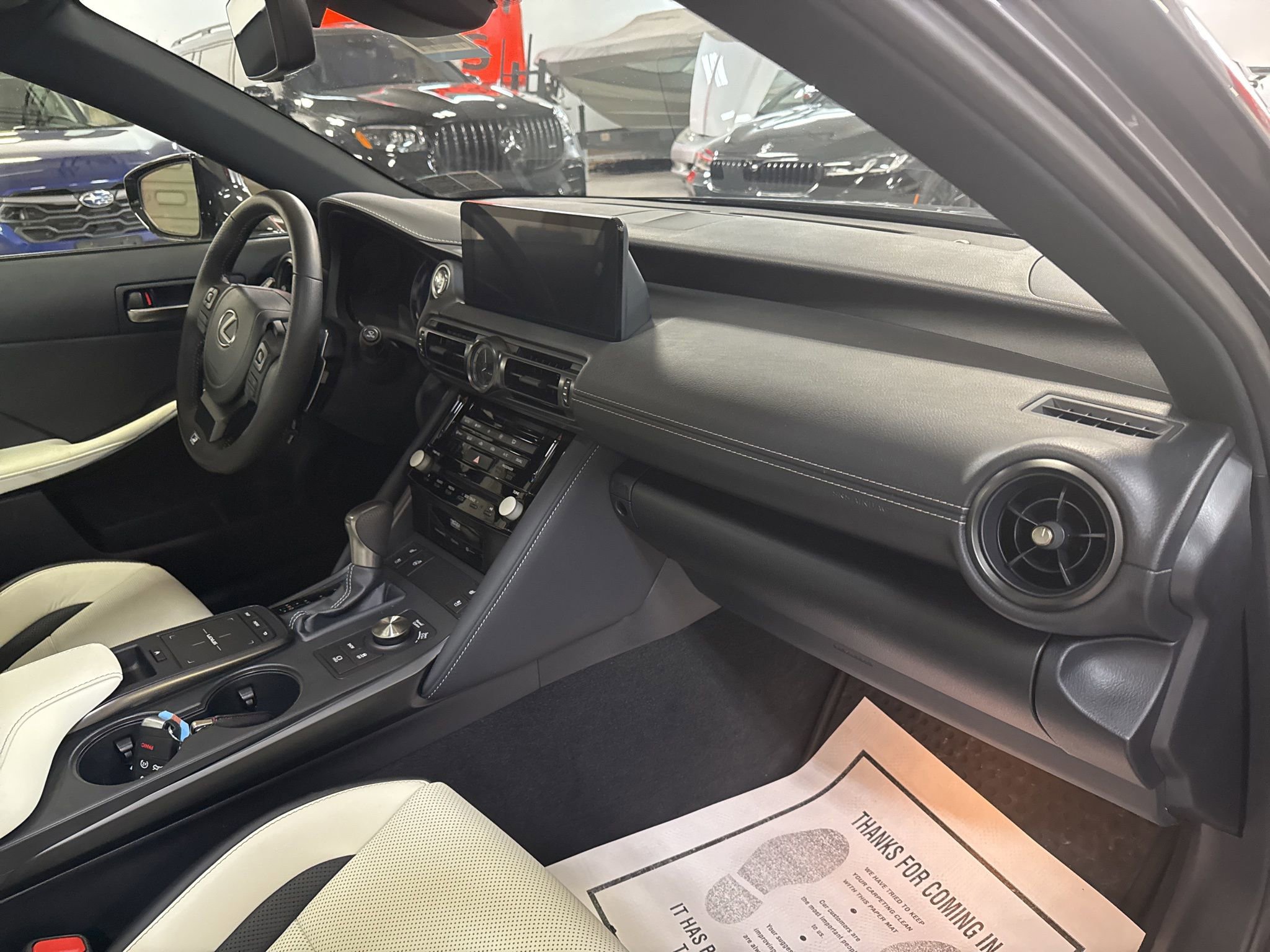 Used 2025 Lexus IS 350 F Sport image 9