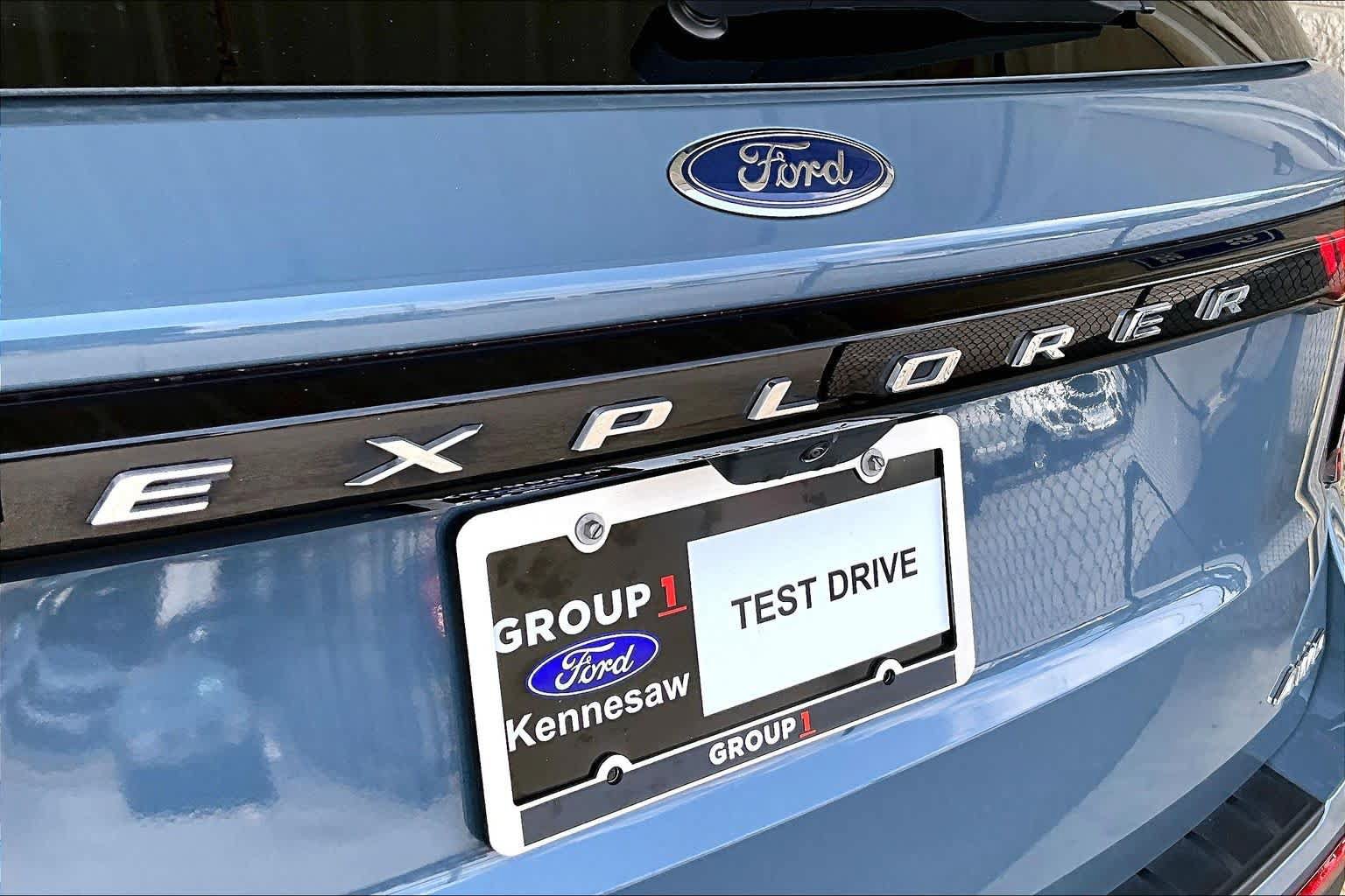 Used 2025 Ford Explorer Active w/ Active Comfort Package AWD/4WD image 31