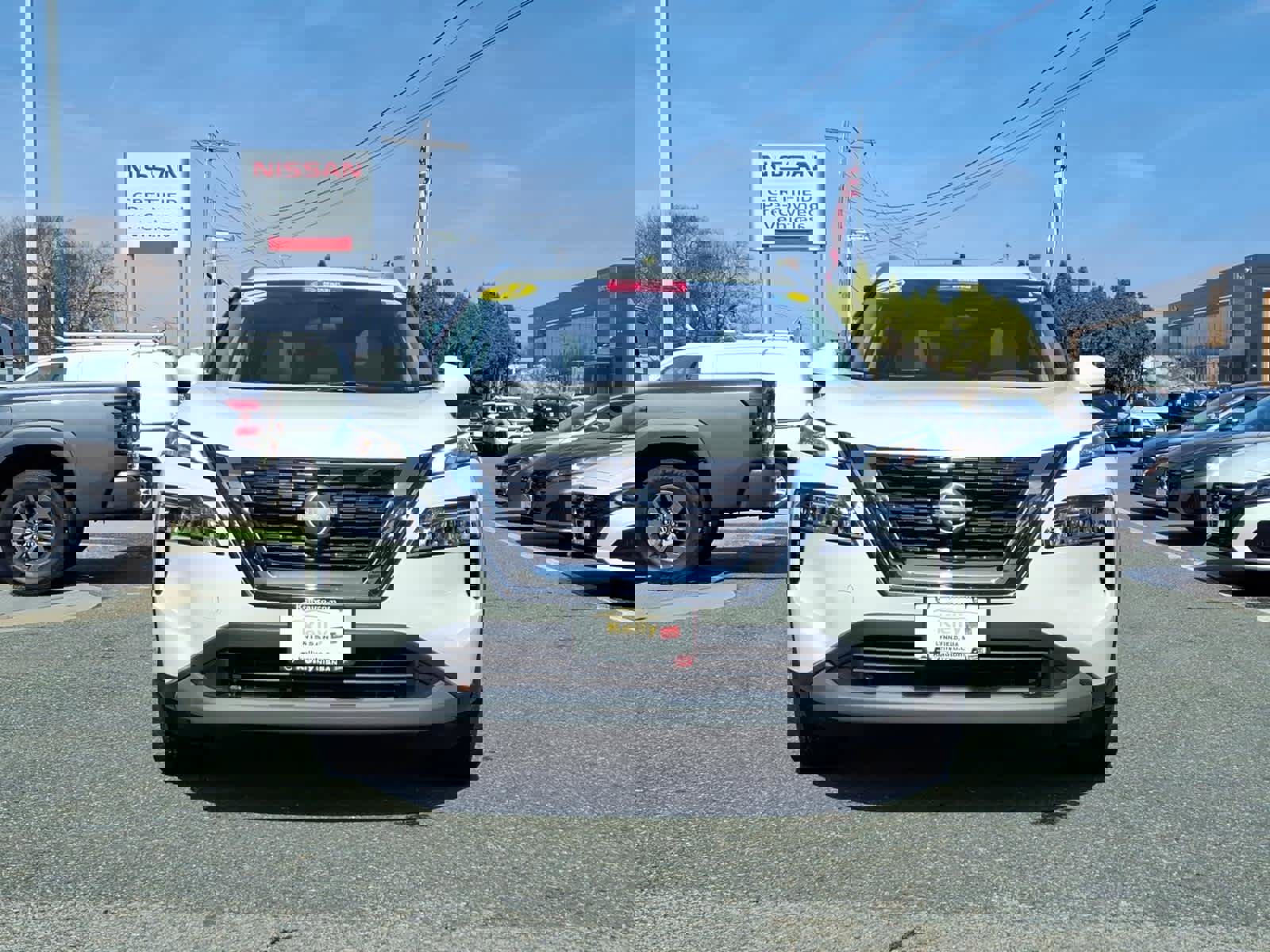 Certified 2023 Nissan Rogue SV w/ SV Premium B Package image 2