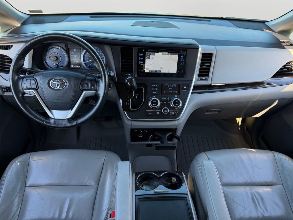 Used 2016 Toyota Sienna XLE Premium w/ Protection Package image 12
