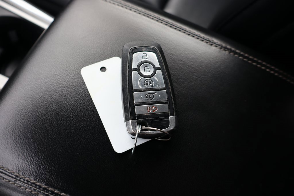 Used 2020 Ford Explorer XLT w/ Equipment Group 202A image 19