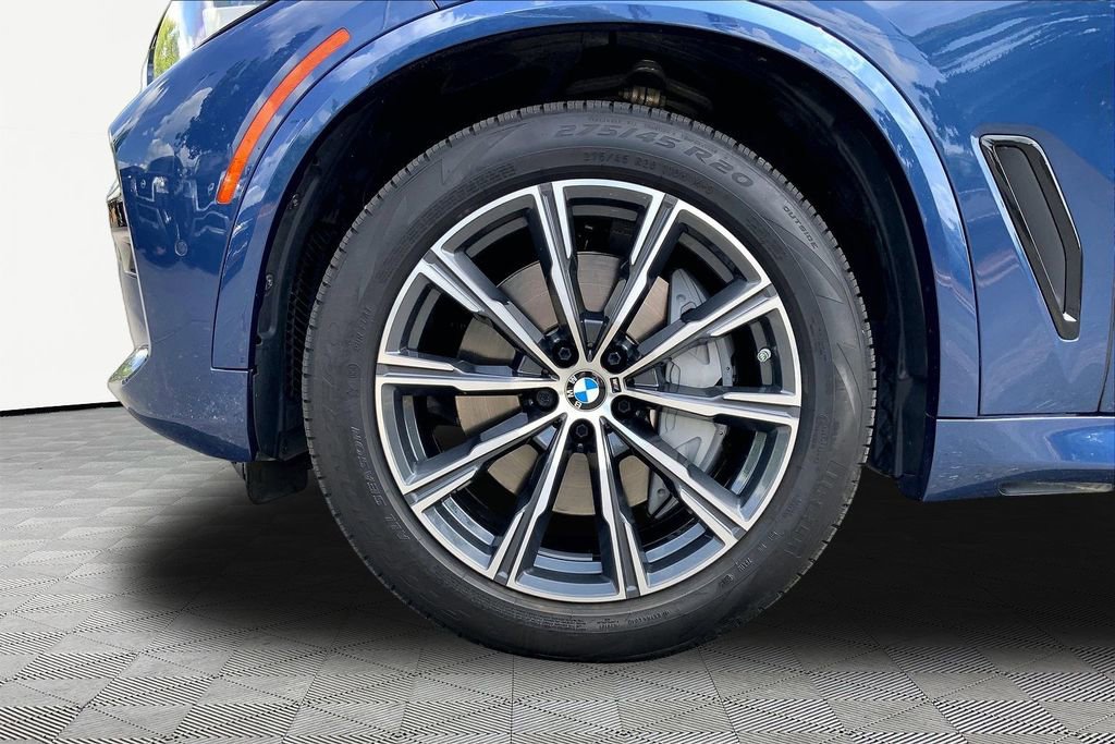 Used 2019 BMW X5 xDrive50i w/ M Sport Package AWD/4WD image 22