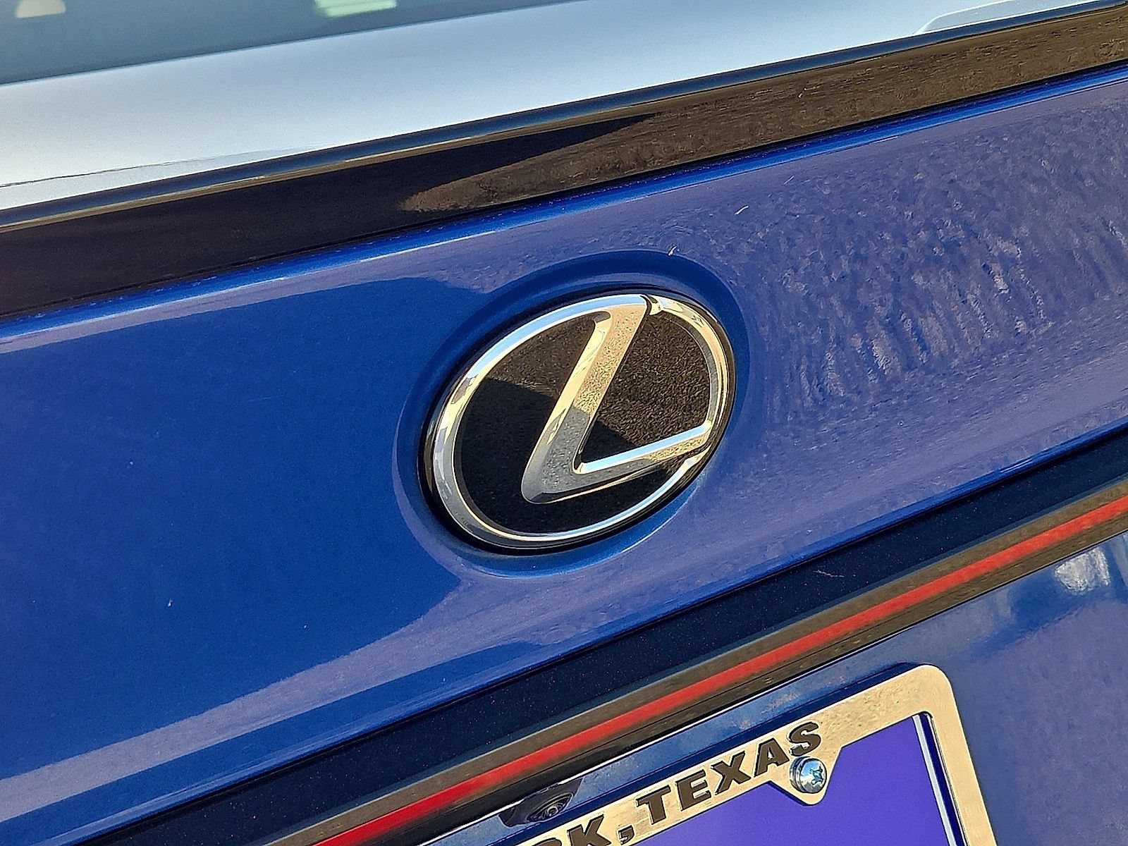Used 2022 Lexus IS 350 F Sport RWD image 12