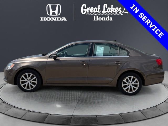 Used 2013 Volkswagen Jetta SE FWD image 3