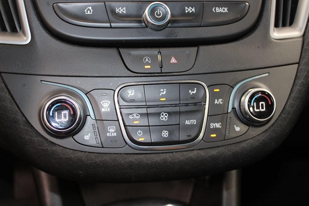 Used 2025 Chevrolet Malibu LT FWD image 28