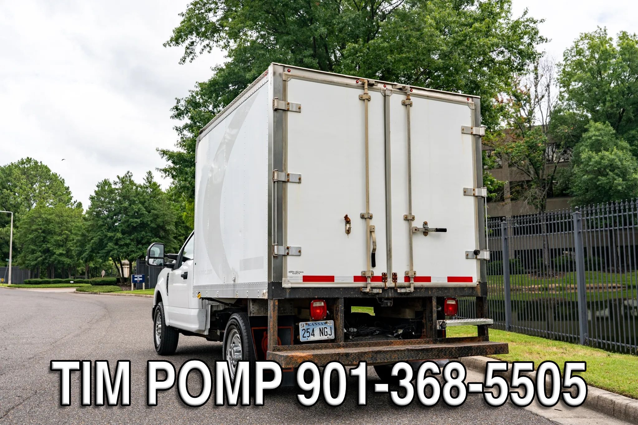 Used 2019 Ford E-350 and Econoline 350 Super Duty w/ Power Windows & Locks Group RWD image 7