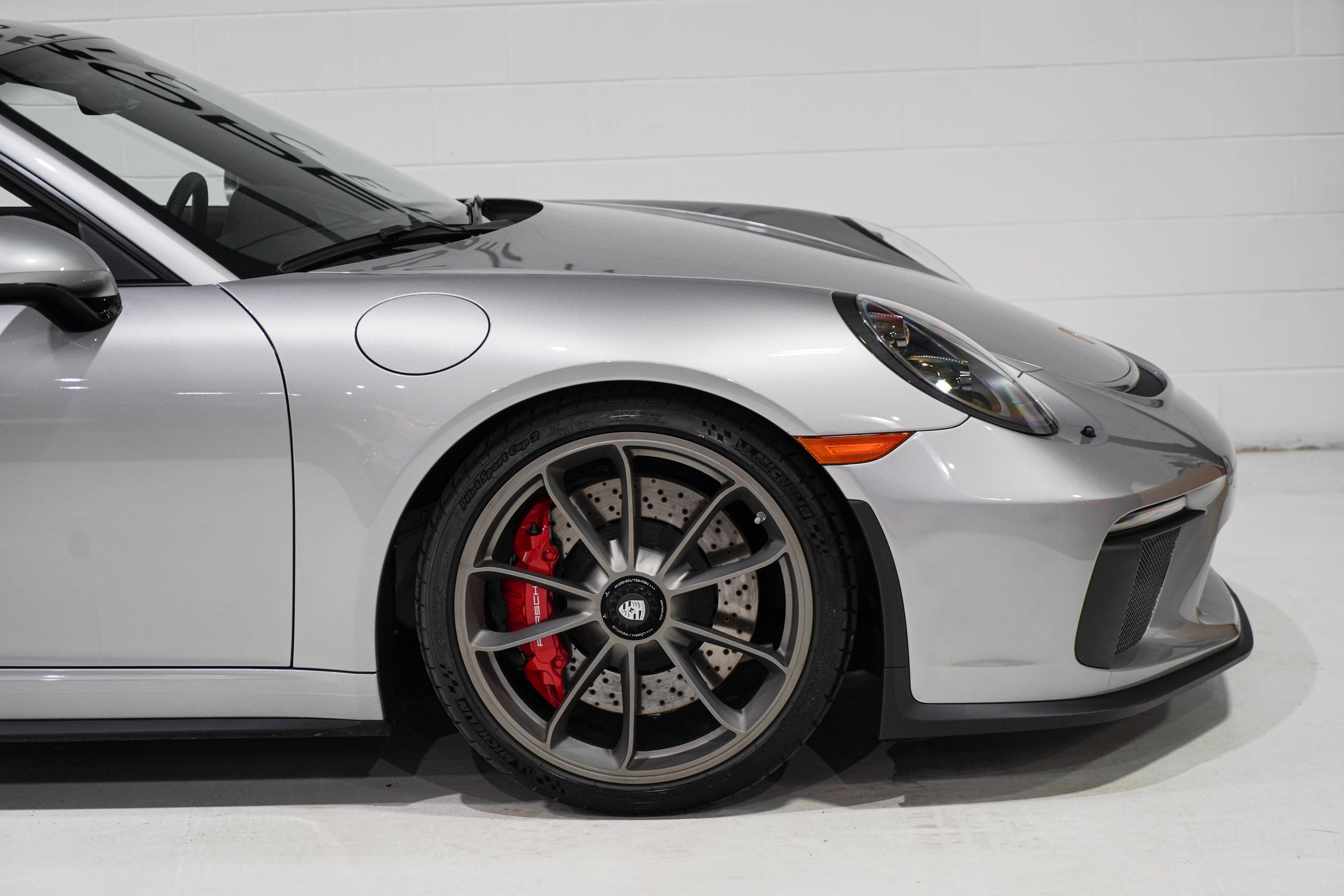 Used 2018 Porsche 911 GT3 RWD image 21