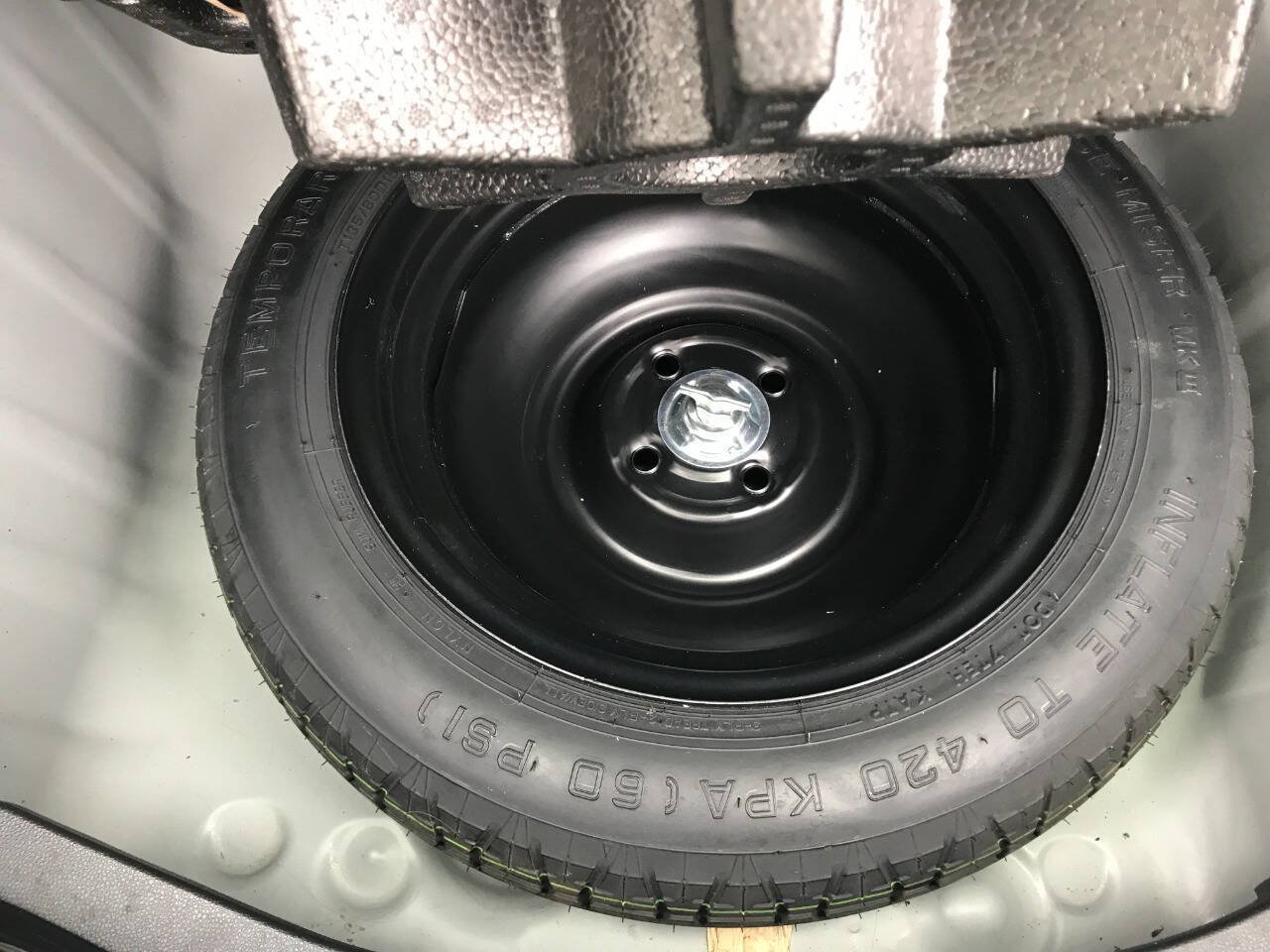 Used 2016 Honda Fit EX image 14