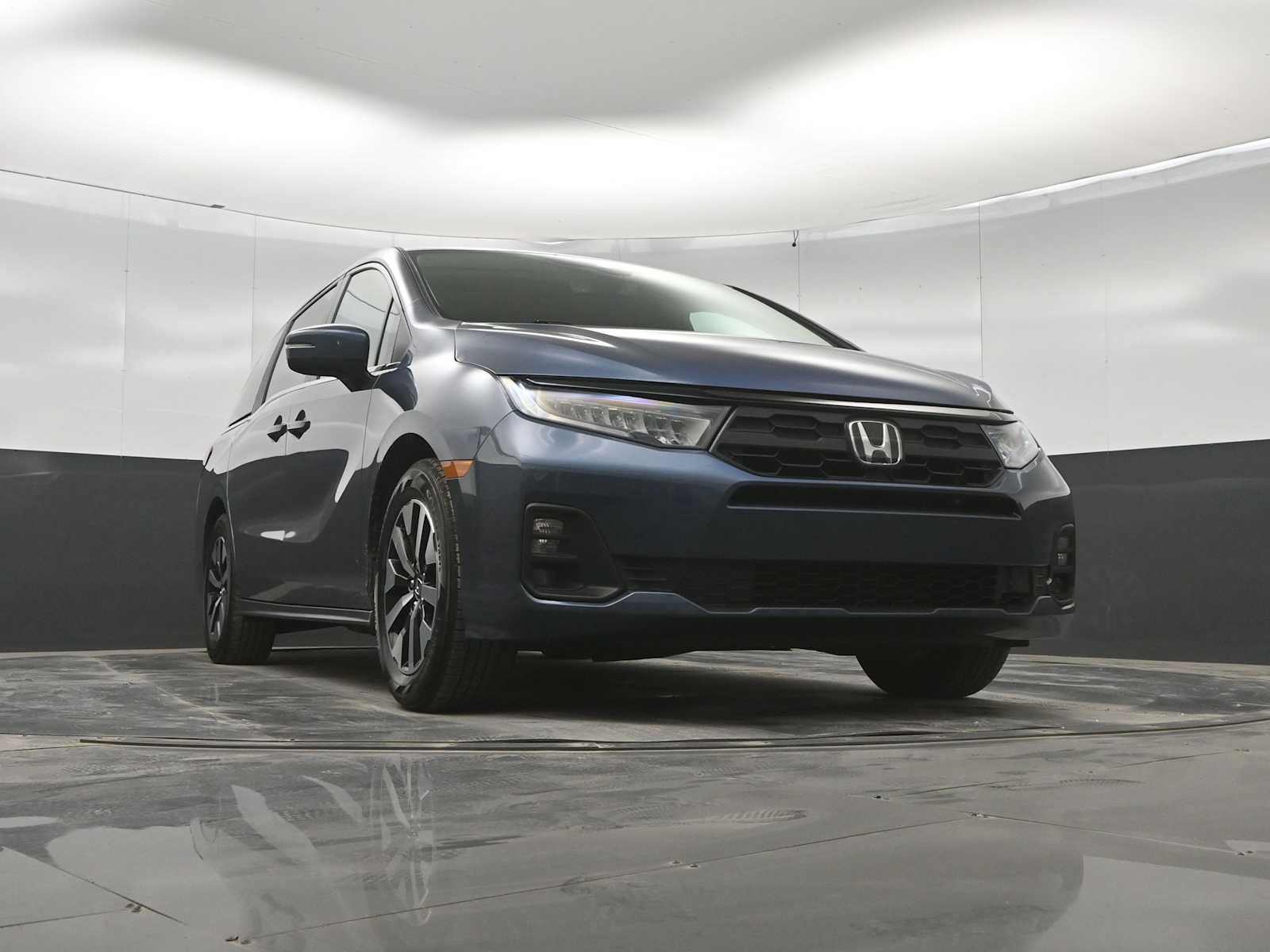 Used 2025 Honda Odyssey EX-L image 31