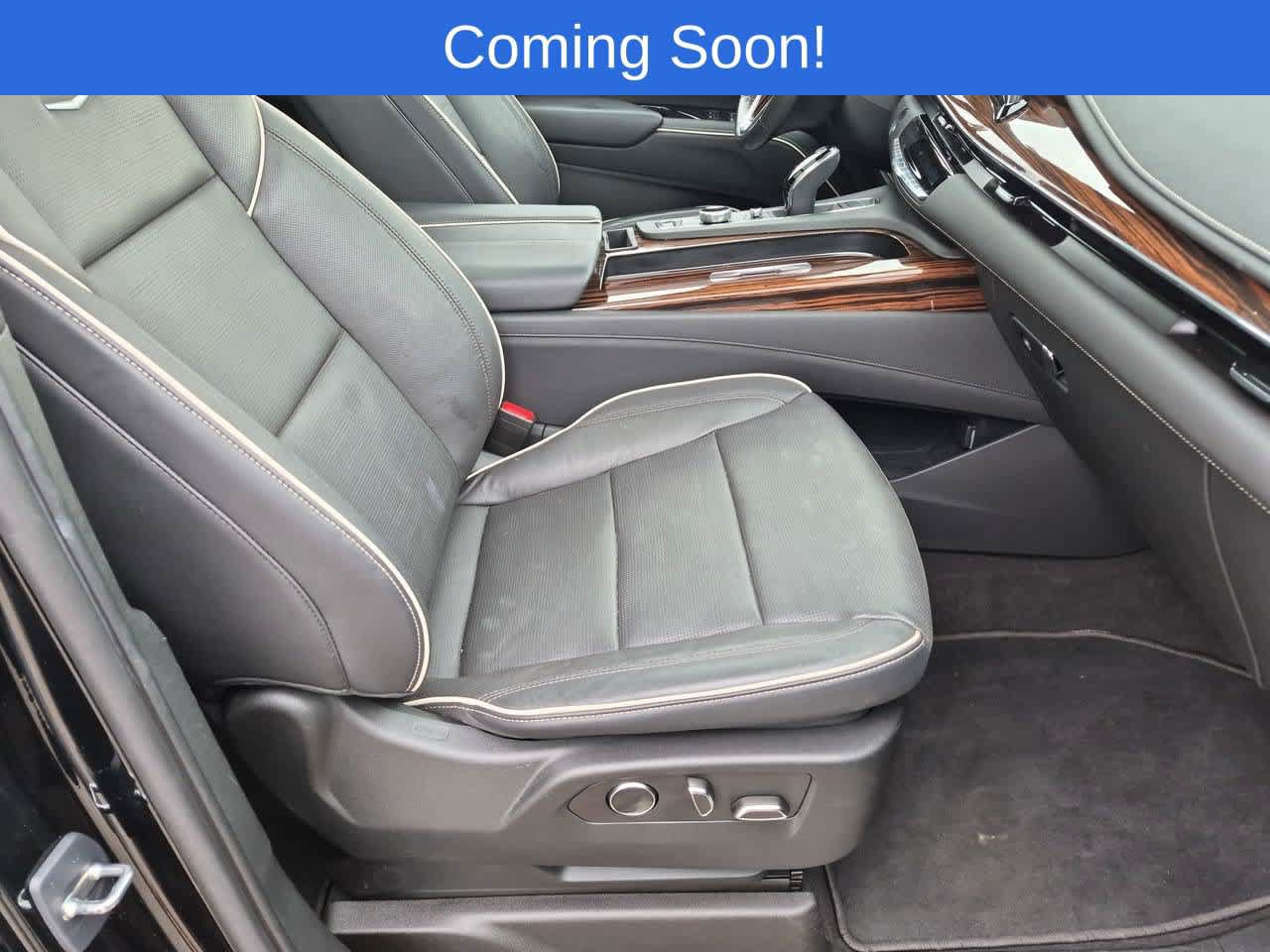 Used 2023 Cadillac Escalade Premium Luxury AWD/4WD image 25