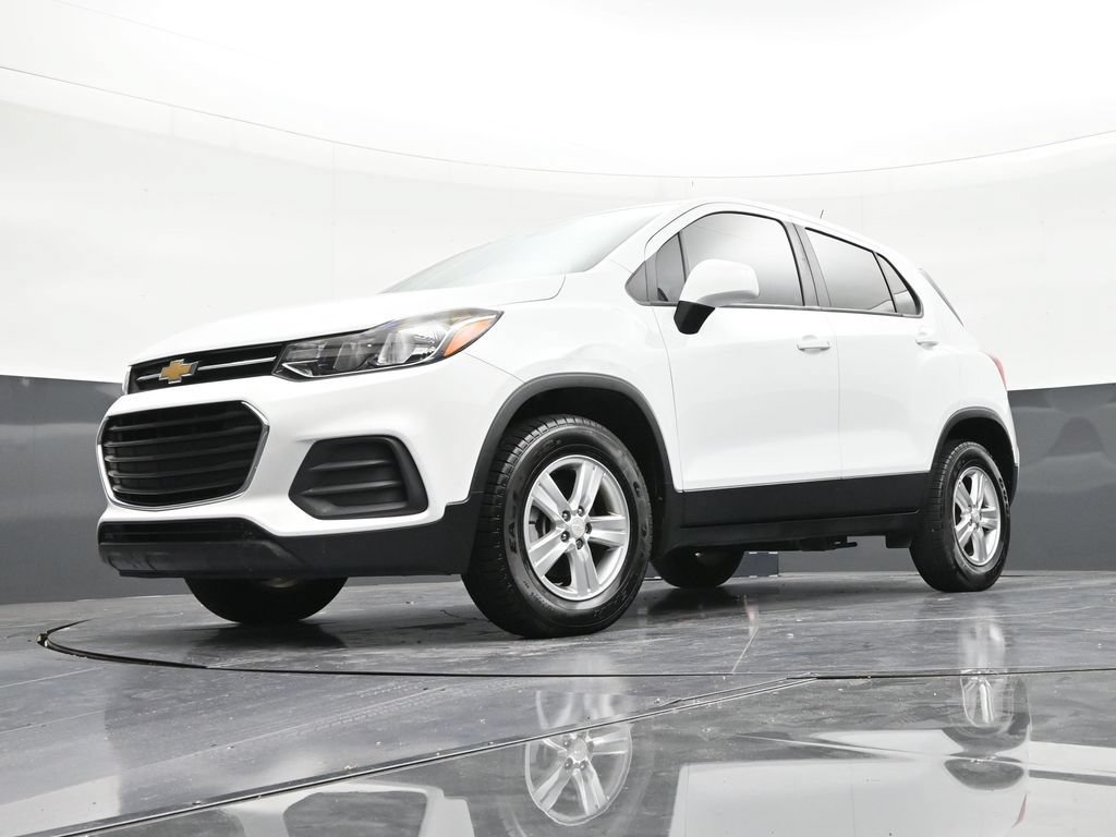 Used 2021 Chevrolet Trax LS AWD/4WD image 20