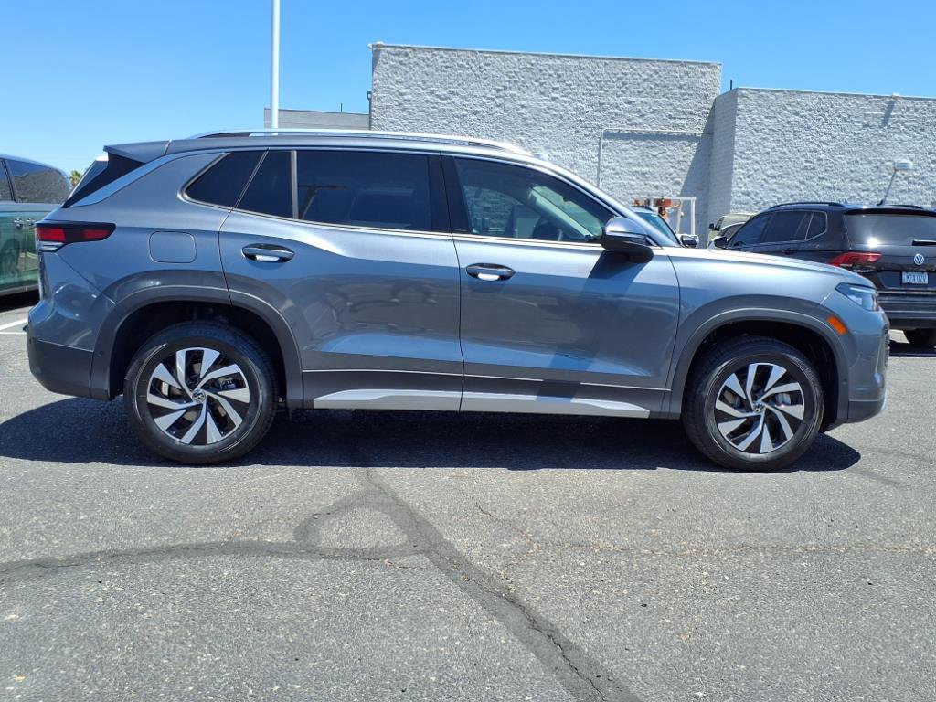 New 2025 Volkswagen Tiguan S image 8
