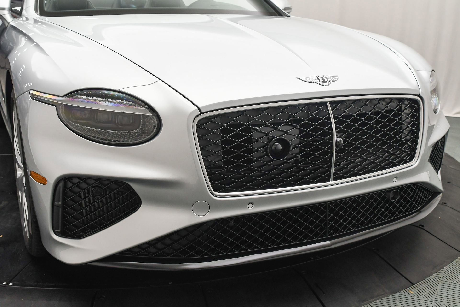 New 2026 Bentley Continental GTC AWD/4WD image 25