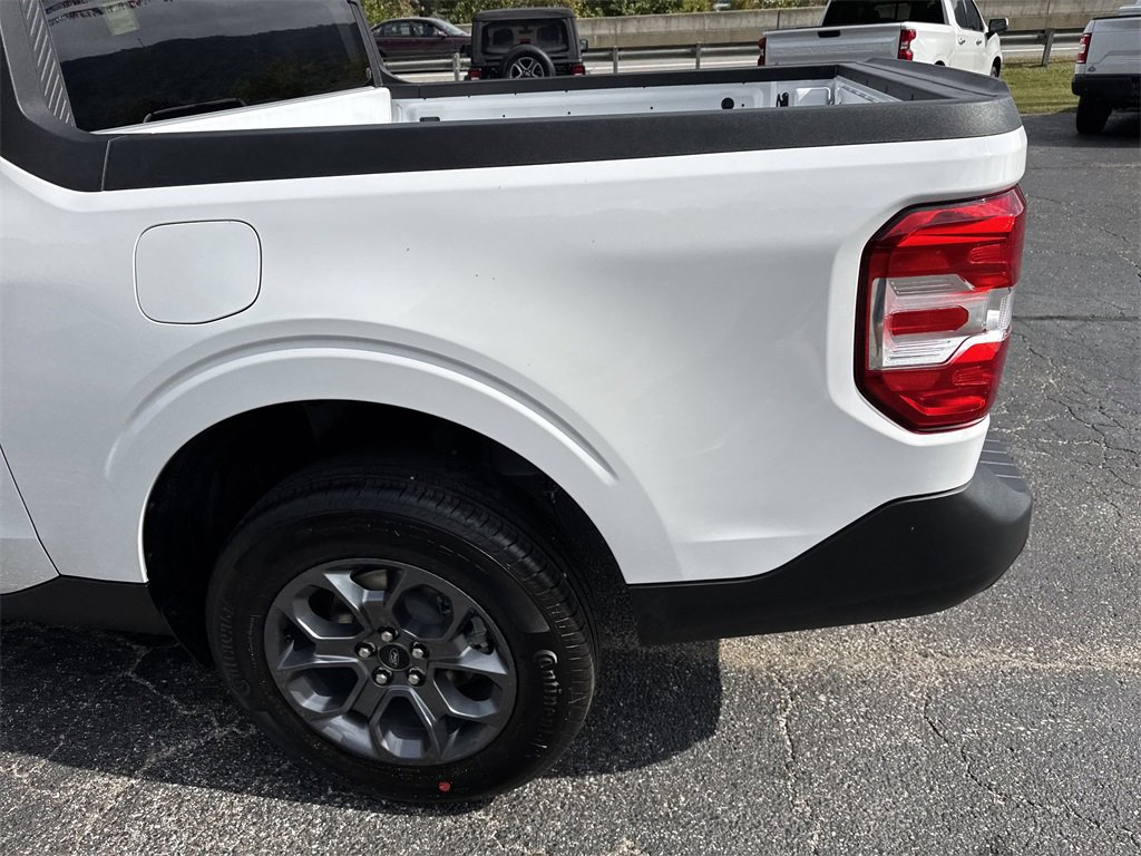 New 2025 Ford Maverick XLT image 7
