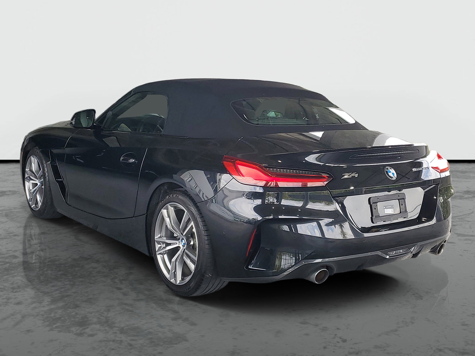 Used 2025 BMW Z4 sDrive30i RWD image 3