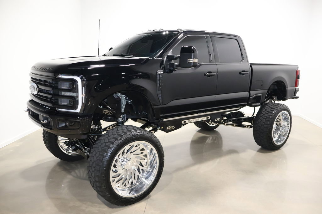 Used 2024 Ford F350 Limited w/ FX4 Off-Road Package image 14