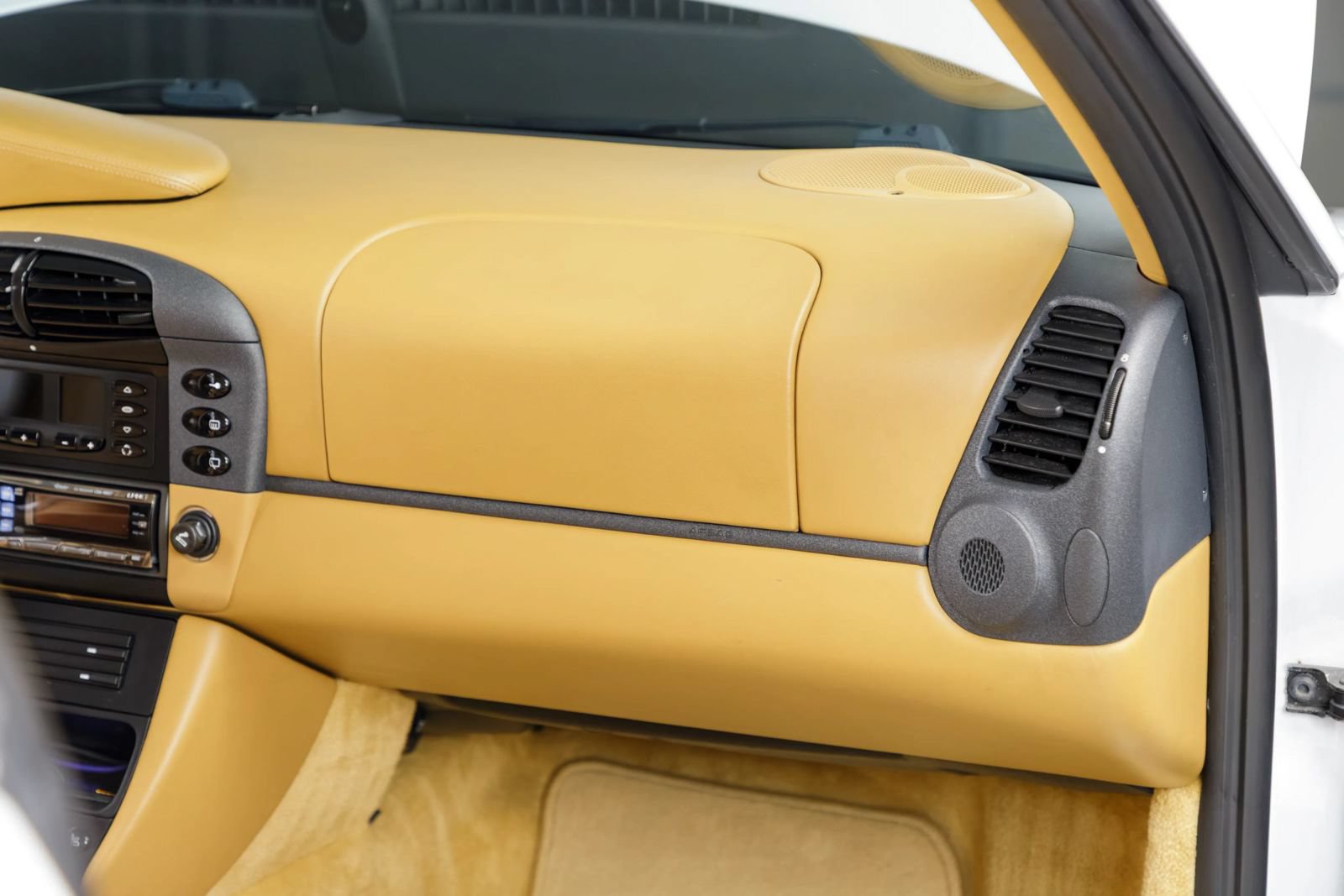 Used 1999 Porsche 911 GT3 RS image 90