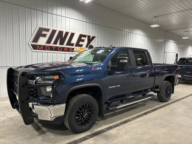 Used 2022 Chevrolet Silverado 3500 LT w/ Convenience Package image 5