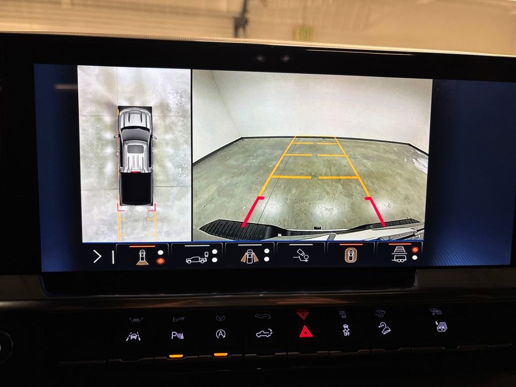 Certified 2026 Chevrolet Silverado 1500 High Country w/ Technology Package image 47