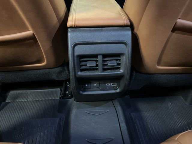 Used 2021 Cadillac XT4 Premium Luxury image 28