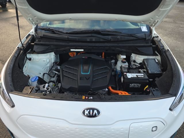 Used 2021 Kia Niro EX image 28