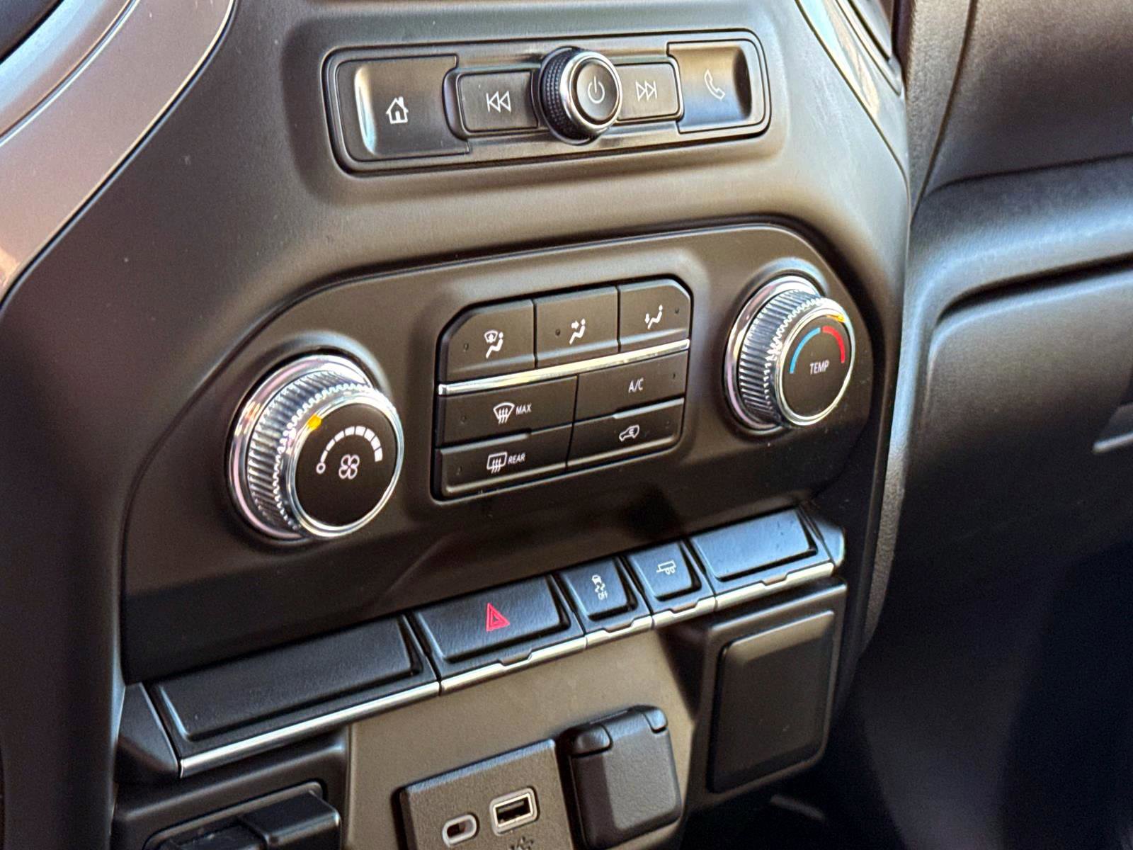 Certified 2022 GMC Sierra 3500 Pro w/ Convenience Package image 15