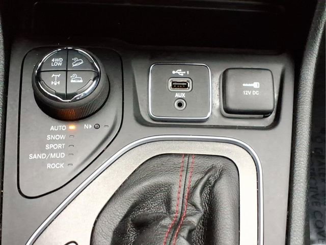 Used 2022 Jeep Cherokee Limited image 21